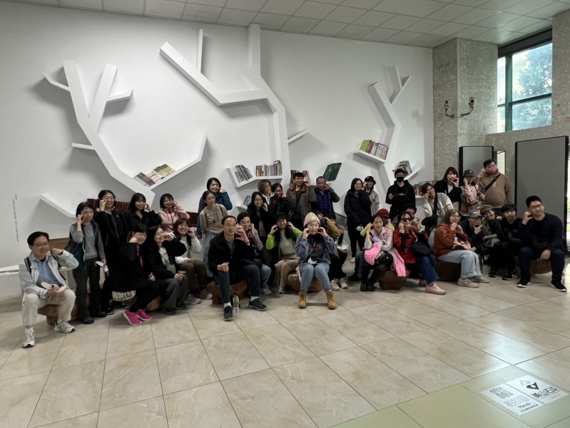 1141127 桃園市立圖書館-八德分館